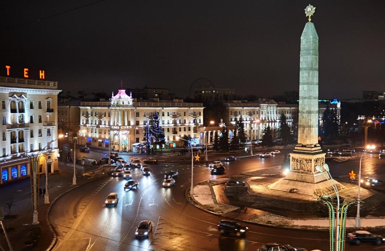 So Fashionable Apartment In The Heart Of Minsk Ngoại thất bức ảnh